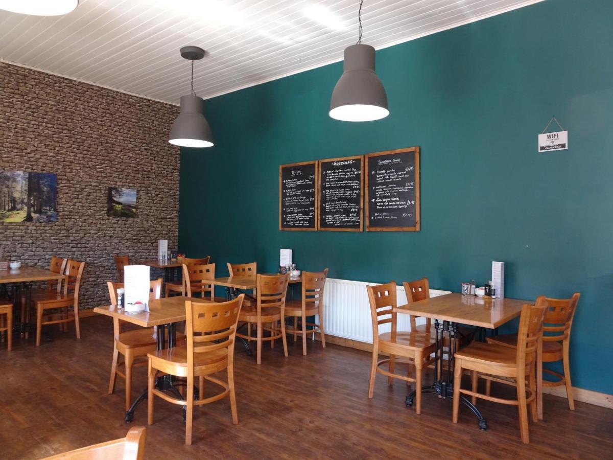 Newcastleton Black Burn Lodge B & B מראה חיצוני תמונה